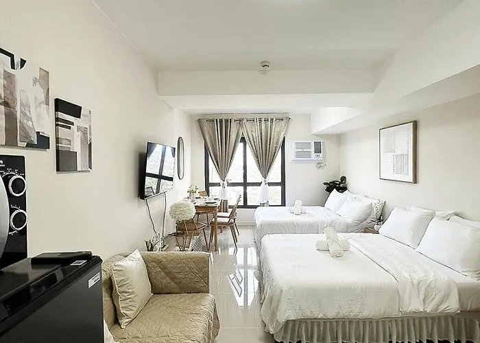 The Purrfect Nook Your Away From *